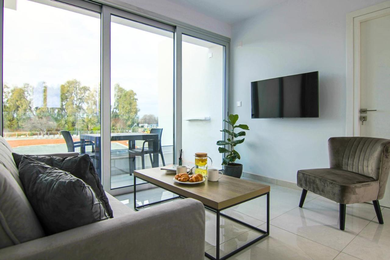 Phaedrus Living - Seaside Executive Flat Harbour 201 Lejlighed Paphos Eksteriør billede