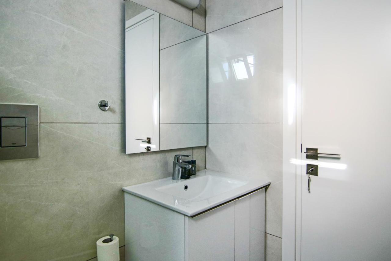 Phaedrus Living - Seaside Executive Flat Harbour 201 Lejlighed Paphos Eksteriør billede